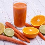 Receita de suco de cenoura com laranja fácil e rápido