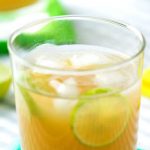 Suco de abacaxi com água de coco