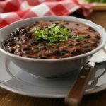 Calorias da Sopa de Feijão - Tipos, Porções e Dicas