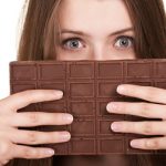 Chocolate Dá Espinha Mesmo? Tipos e Dicas