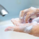 Por Que Lavar as Mãos é Tão Importante na Luta Contra o Novo Coronavírus?