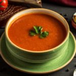 Receita de sopa de tomate light cheia de sabor!