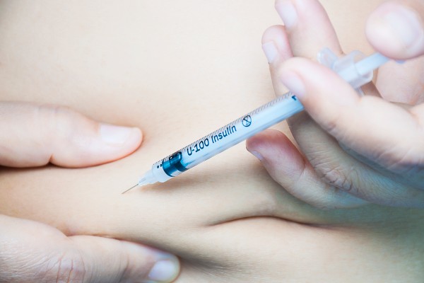 injeção de insulina toujeo