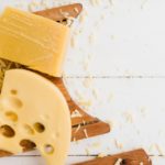 Qual é o melhor queijo vegano? Sabor, calorias e mais!