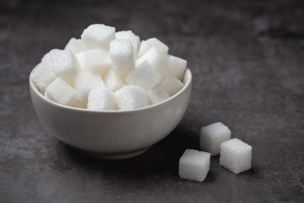 açúcar branco refinado