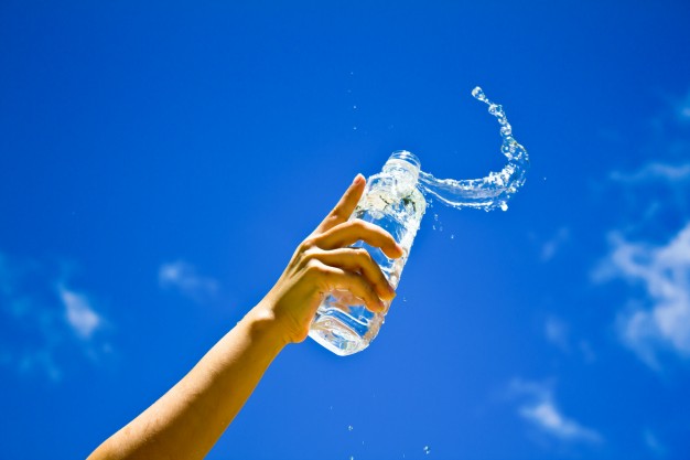 Hidratação melhora digestão lenta
