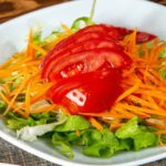 Receita de salada de cenoura light, prática e fácil