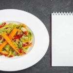 Receita de salada de verduras cozidas light e saudável