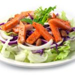 Receita de salada de kani light: prática e gostosa